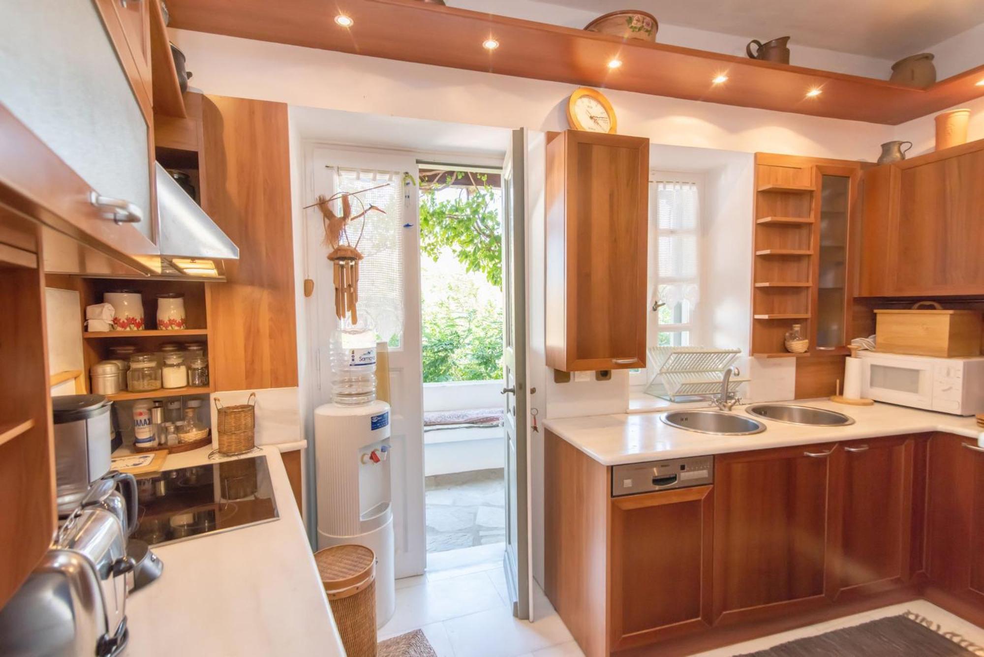 Вилла Gladiolus House - Tinos Tzados Экстерьер фото